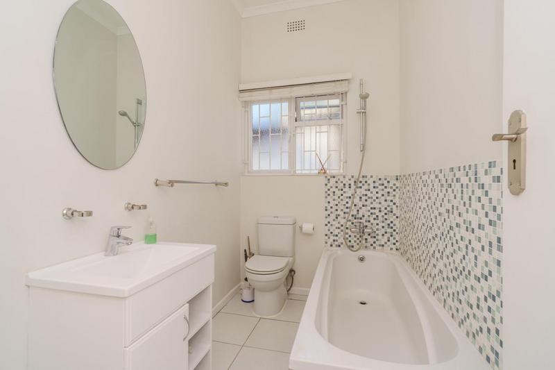 2 Bedroom Property for Sale in Kenilworth Western Cape